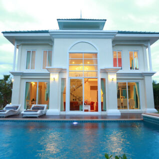 จีรัง เรสซิเดนซ์ Jirung Residences
