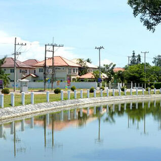 ชวนชื่น บรู๊คไซด์ Chuanchuen Brookside