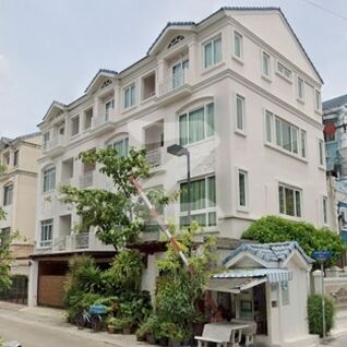 บ้านกลางกรุง สาทร-เย็นอากาศ Baan Klang Krung Sathorn-Yenakat