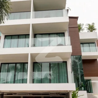 สเพลนดิด คอนโดมิเนียม Splendid Condominium