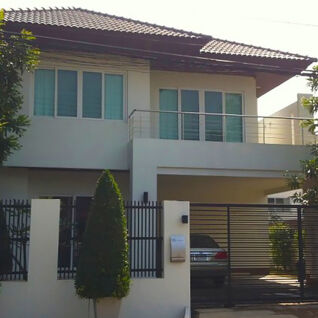 ชวนชื่น นีโอเฮ้าส์ Chuanchuen Neo House