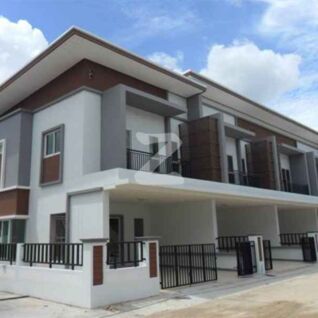 บ้านชาญสมร บ่อวิน-อมตะซิตี้ Baan Chansamorn Bowin-Amata City