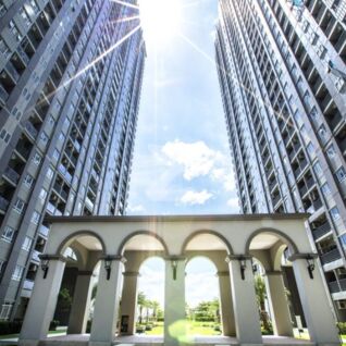 แมเนอร์ สนามบินน้ำ Manor Sanambinnam