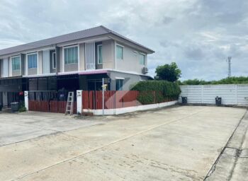 เจ้าของขายเองจ้า บ้านทำเลรถไฟฟ้า🏠🏠🏠ลดราคาพิเศษ🎉🎉🎉 ทาวน์โฮมสวยทำเลทองหลังมุม มีพื้นที่ทำสวนข้างบ้าน   : เจ้าของขายเอง (งดรับนายหน้า)