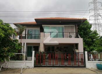 หมู่บ้านพิศาลประชาอุทิศ เลียบทางด่วนประชาอุทิศ บ้านหัวมุมติดสวน                                             : เจ้าของขายเอง (งดรับนายหน้า)