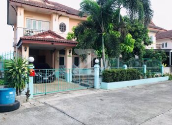บ้านเดี่ยว 63.9 ตร.วา   หมู่บ้านนพวรรณวิลล่า ต.บ้านใหม่ ~ 3 ห้องนอน ~ 3 ห้องน้ำ ~ 2 ที่จอดรถในบ้าน ~ เทพื้นรอบบ้านแล้ว      : เจ้าของขายเอง (งดรับนายหน้า)