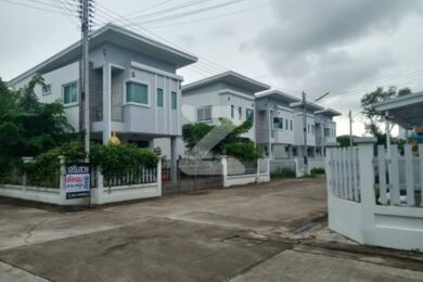 บ้านกลางเมือง ปักธงชัย Baan Klang Muang Pakthongchai