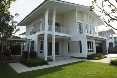 ฮาบิเทีย โมทีฟ ปัญญาอินทรา Habitia Motif Panyaindra