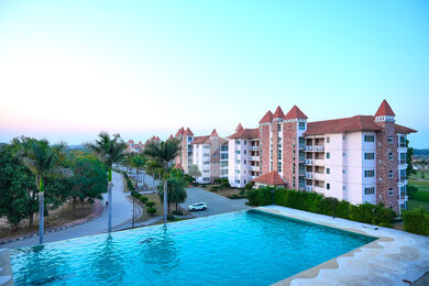 แฮปปี้ ซิตี้ คอนโดมิเนียม แอนด์ กอล์ฟ คลับ Happy City Condominium and Golf Club