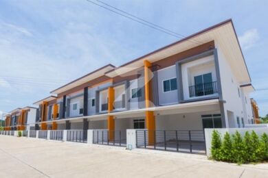 มณีรินทร์ โมเดิร์นโฮม บางพระ Maneerin Modern Home Bang Phra