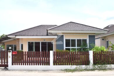 บ้านจุฑาทิพย์ Baan Juthathip