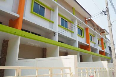 บ้านเจียระไน 9 Baan Jiaranai 9
