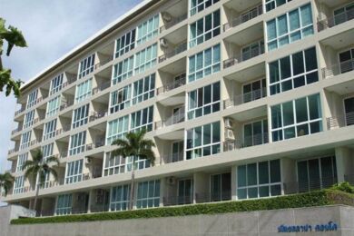 มัสเซลลาน่า คอนโดมิเนียม Musselana Condominium