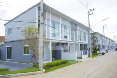 สิริทาวน์ รังสิต-คลอง 4 Siri Town Rangsit-Klong 4