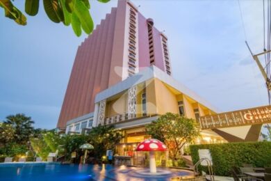 โกลเด้นบีช ชะอำ Golden Beach Cha-am