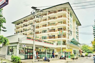 เอ็มเมอรัลด์ พาเลซ คอนโดมิเนีบม Emerald Palace Condominium