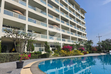 บลูมารีน คอนโดมิเนียม Blue Marine Condominium